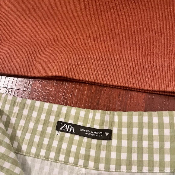 Zara shorts - Picture 4 of 7